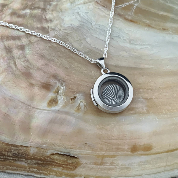 Fingerprint Locket (Circle) - Silver Magpie Fingerprint Jewellery